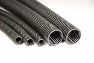 Труба гофрированная черная ДКС Труба ПНД гофрированная D32